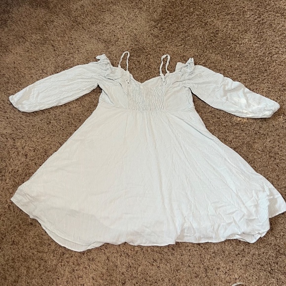 Blue White Striped Cold Shoulder Challis Dress - Picture 2 of 12